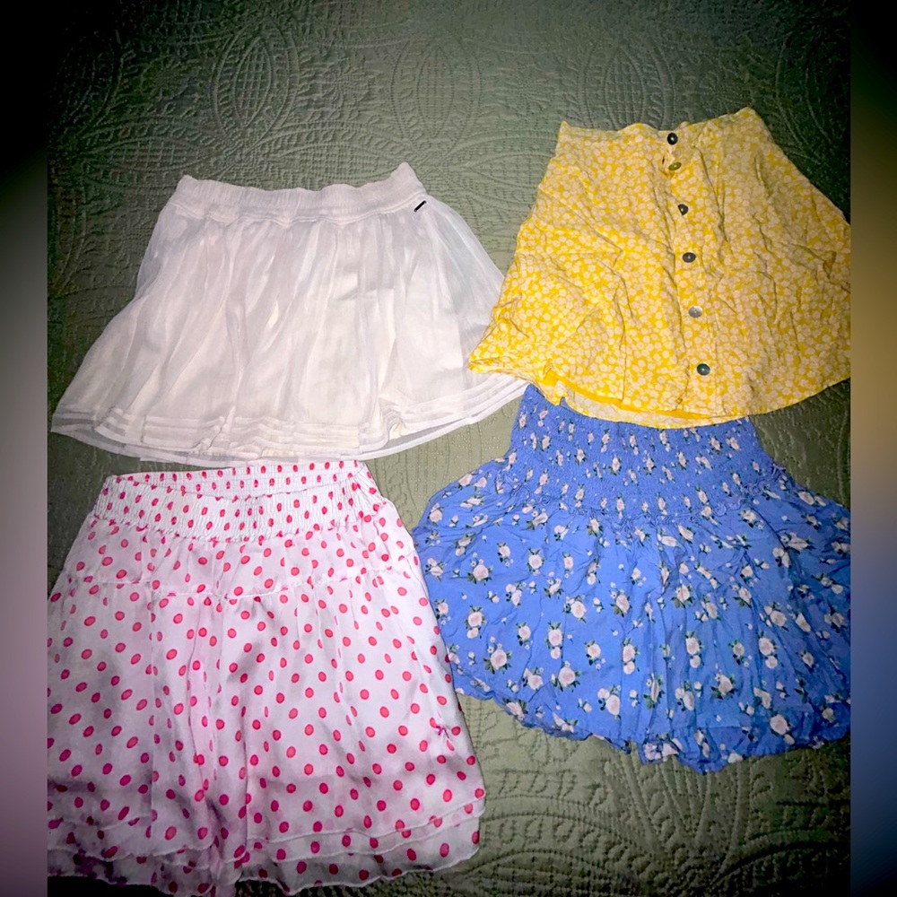 3 mini skirts high waisted Hollister Tommy girl size small and 0